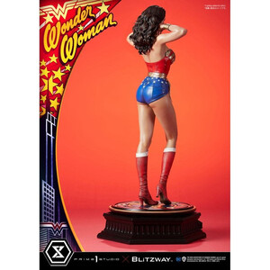 Prime 1 Studio Wonder Woman 1975 1/3 Scale Museum Masterline Wonder Woman (Lynda Carter) 