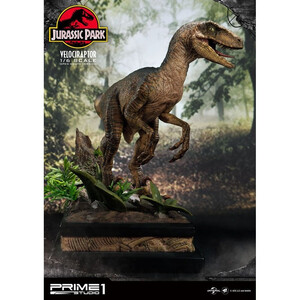 Prime 1 Studio Jurassic Park 1/6 Scale Legacy Museum Collection Velociraptor 
