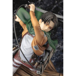 Kotobukiya Attack on Titan 1/8 Scale ARTFXJ Levi Renewal Package Ver. 