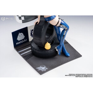 Apex Innovation Azur Lane Baltimore Finish Line Flagbearer Ver. 