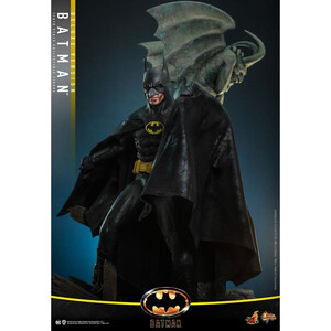 Hot Toys Batman (1989) Movie Masterpiece 1/6 Scale Batman (Deluxe Version) 