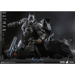 Hot Toys Batman Arkham Origins 1/6 Scale Batman (XE Suit) 