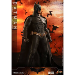 Hot Toys Batman Begins Movie Masterpiece 1/6 Scale Batman Hot Toys Exclusive 
