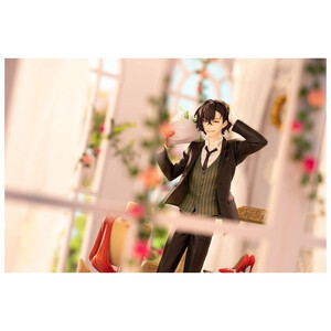 Hobby Max Bungo Stray Dogs 1/8 Scale Osamu Dazai Dress Up Ver. Deluxe Edition 