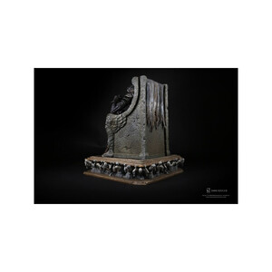 Pure Arts Dark Souls III 1/18 Scale Yhorm 