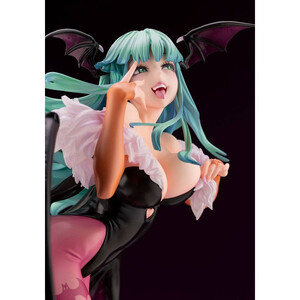 Kotobukiya Darkstalkers 1/7 Scale Bishoujo Morrigan 