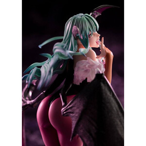 Kotobukiya Darkstalkers 1/7 Scale Bishoujo Morrigan 