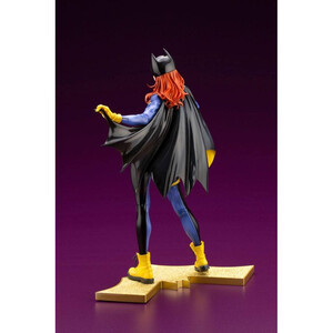 Kotobukiya DC Comics 1/7 Scale Bishoujo Batgirl (Barbara Gordon) 