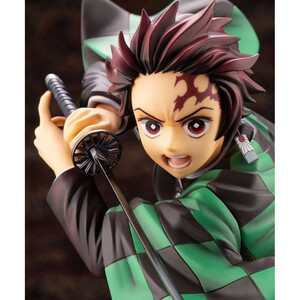 Kotobukiya Demon Slayer Kimetsu no Yaiba 1/8 Scale ARTFXJ Tanjiro Kamado 