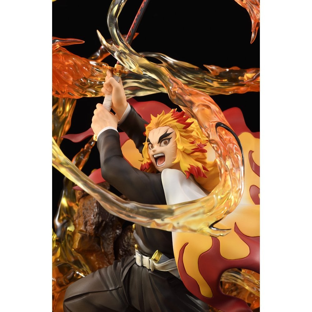 Bellfine Demon Slayer: Kimetsu no Yaiba 1/8 Scale Kyojuro Rengoku
