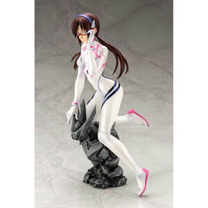 Kotobukiya Evangelion 4 1/6 Mari Makinami Illustrious White Plugsuit Ver. 