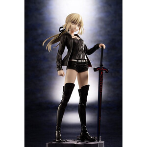 Kotobukiya Fate/Grand Order 1/7 Scale Saber/Altria Pendragon (Alter) Casual Ver. 