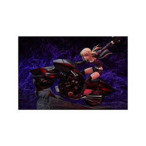 Good Smile Company Fate/Grand Order 1/8 Scale Saber Altria Pendragon (Alter) & Cuirassier Noir 