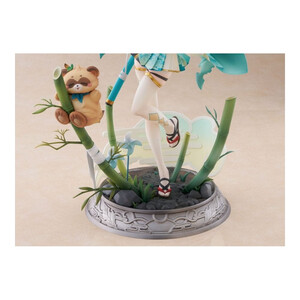 Claynel Hololive Production 1/7 Scale Iroha Kazama 