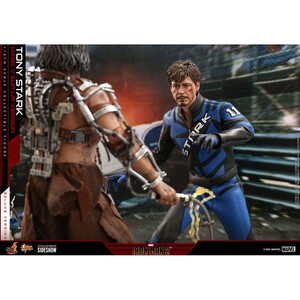 Hot Toys Iron Man 2 Movie Masterpiece 1/6 Scale Tony Stark (Mark V Suit Up Version) Deluxe 