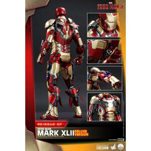 Hot Toys Iron Man 3 1/4 Scale Iron Man Mark XLII Deluxe Ver. 