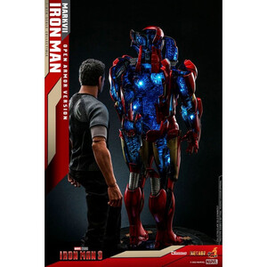 Hot Toys Iron Man 3 Diorama 1/6 Scale Iron Man Mark VII (Open Armor Version) 
