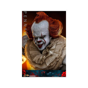 Hot Toys IT Chapter 2 Pennywise 1/6 Scale Statue 