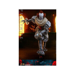 Hot Toys IT Chapter 2 Pennywise 1/6 Scale Statue 