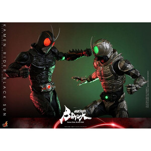 Hot Toys Kamen Rider Black Sun 1/6 Scale Kamen Rider Black Sun 