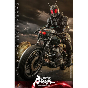 Hot Toys Kamen Rider Black Sun 1/6 Scale Kamen Rider Black Sun 