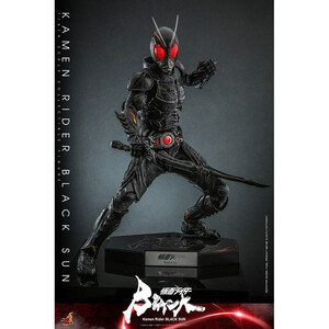 Hot Toys Kamen Rider Black Sun 1/6 Scale Kamen Rider Black Sun 
