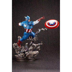 Kotobukiya Marvel Comics 1/6 Scale Fine Art Captain America - Damaged packaging 