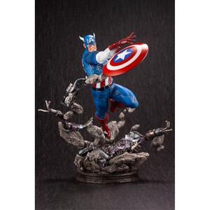 Kotobukiya Marvel Comics 1/6 Scale Fine Art Captain America - Damaged packaging 