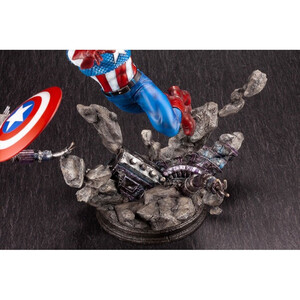 Kotobukiya Marvel Comics 1/6 Scale Fine Art Captain America - Damaged packaging 