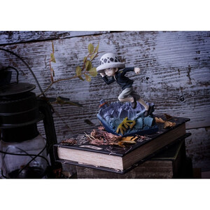 Megahouse One Piece G.E.M. Series Trafalgar Law Run! Run! Run! 