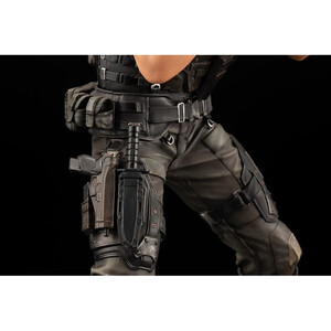 Kotobukiya Resident Evil Vendetta 1/6 Scale Chris Redfield 
