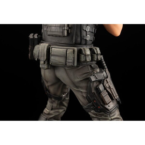 Kotobukiya Resident Evil Vendetta 1/6 Scale Chris Redfield 