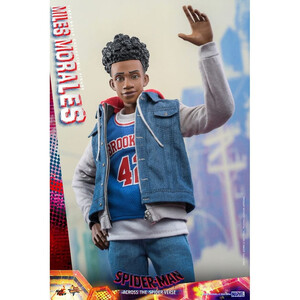 Hot Toys Spider-Man: Across the Spider-Verse Movie Masterpiece 1/6 Scale Miles Morales 