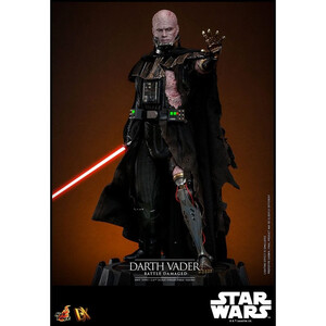 Hot Toys Star Wars 1/6 Scale Darth Vader (Battle Damaged) 