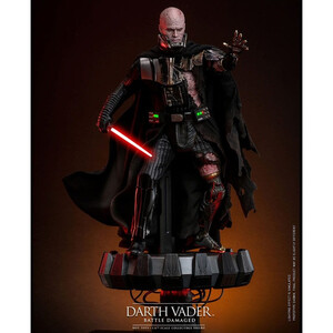 Hot Toys Star Wars 1/6 Scale Darth Vader (Battle Damaged) 