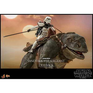 Hot Toys Star Wars Episode IV Action Figure 2-Pack 1/6 Sandtrooper Sergeant & Dewback 