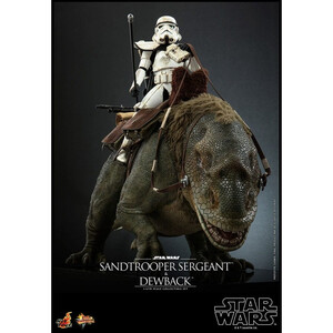 Hot Toys Star Wars Episode IV Action Figure 2-Pack 1/6 Sandtrooper Sergeant & Dewback 