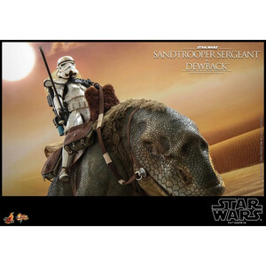 Hot Toys Star Wars Episode IV Action Figure 2-Pack 1/6 Sandtrooper Sergeant & Dewback 