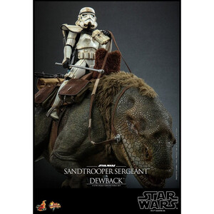 Hot Toys Star Wars Episode IV Action Figure 2-Pack 1/6 Sandtrooper Sergeant & Dewback 