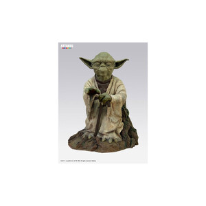 Attakus Star Wars Non Scale Yoda Using the Force 