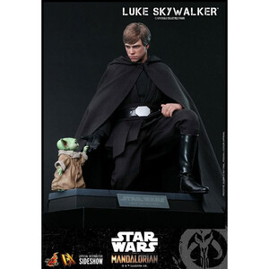 Hot Toys Star Wars The Mandalorian 1/6 Scale Luke Skywalker 