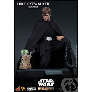 Hot Toys Star Wars The Mandalorian 1/6 Scale Luke Skywalker (Deluxe Version) 