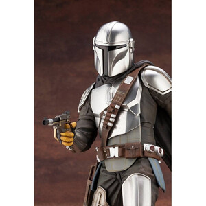 Kotobukiya Star Wars The Mandalorian 1/7 Scale ARTFX Mandalorian & The Child 