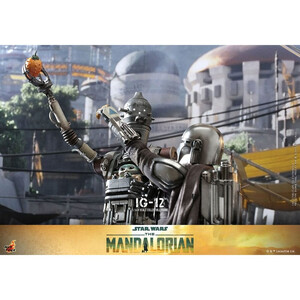 Hot Toys Star Wars: The Mandalorian 1/6 Scale IG-12 
