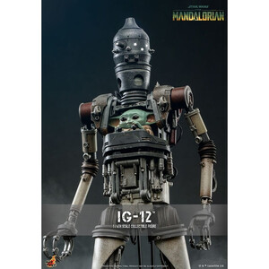 Hot Toys Star Wars: The Mandalorian 1/6 Scale IG-12 
