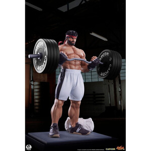 Premium Collectibles Studio Street Fighter 1/4 Scale Premier Series Ryu Battle Edition: Powerlifting 