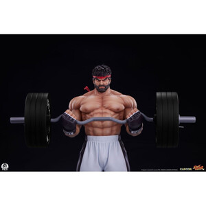Premium Collectibles Studio Street Fighter 1/4 Scale Premier Series Ryu Battle Edition: Powerlifting 