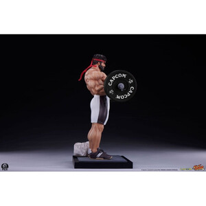 Premium Collectibles Studio Street Fighter 1/4 Scale Premier Series Ryu Battle Edition: Powerlifting 