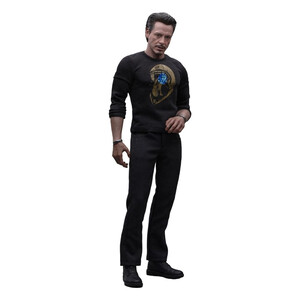 Hot Toys The Avengers Movie Masterpiece 1/6 Scale Tony Stark (Mark VII Suit-Up Version) 31 cm 