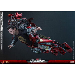 Hot Toys The Avengers Movie Masterpiece 1/6 Scale Tony Stark (Mark VII Suit-Up Version) 31 cm 